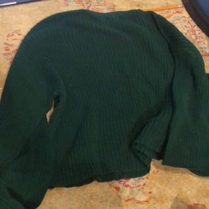 Green sweater, very soft with bell sleeves